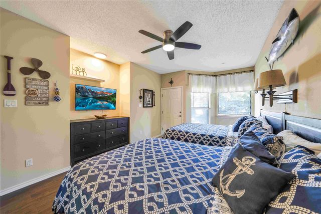 2164 Tanglewood Boulevard C215, Pottsboro, TX 75076