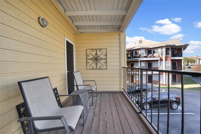 2164 Tanglewood Boulevard C215, Pottsboro, TX 75076