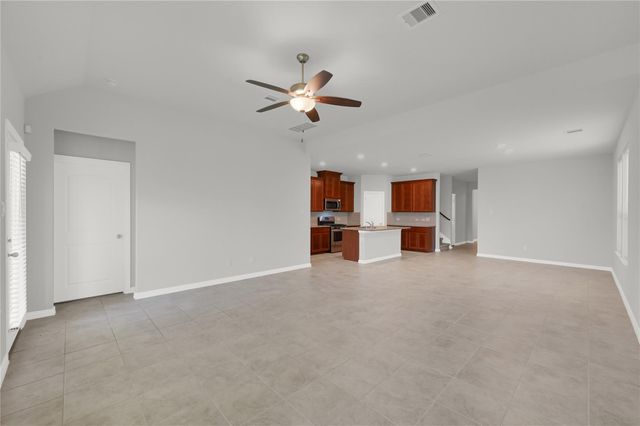 175 Gray Pine Grove, Willis, TX 77318
