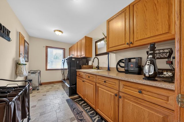 55733 Whitney Court, Shelby Twp, MI 48315