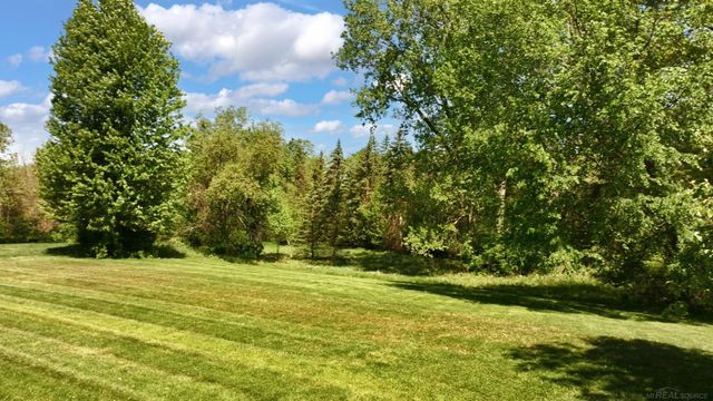 55733 Whitney Court, Shelby Twp, MI 48315