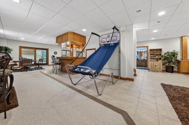 55733 Whitney Court, Shelby Twp, MI 48315