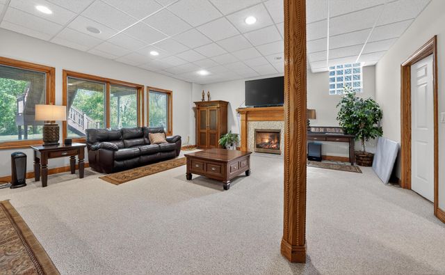 55733 Whitney Court, Shelby Twp, MI 48315