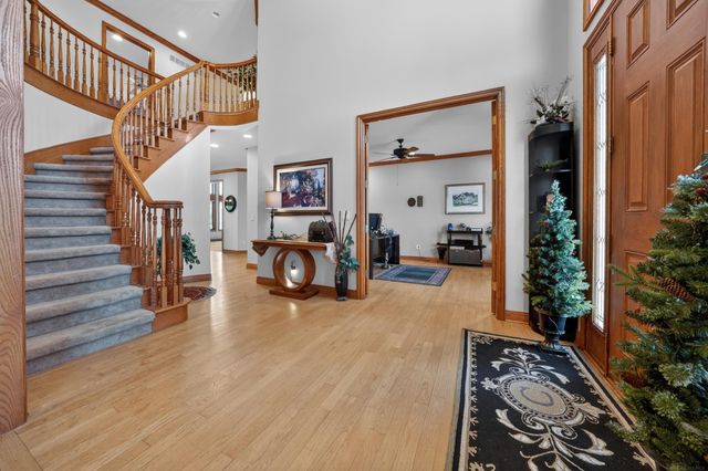 55733 Whitney Court, Shelby Twp, MI 48315