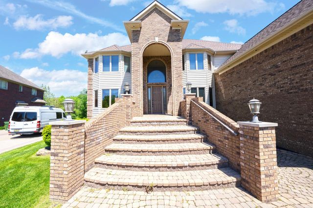 55733 Whitney Court, Shelby Twp, MI 48315
