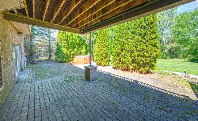 55733 Whitney Court, Shelby Twp, MI 48315