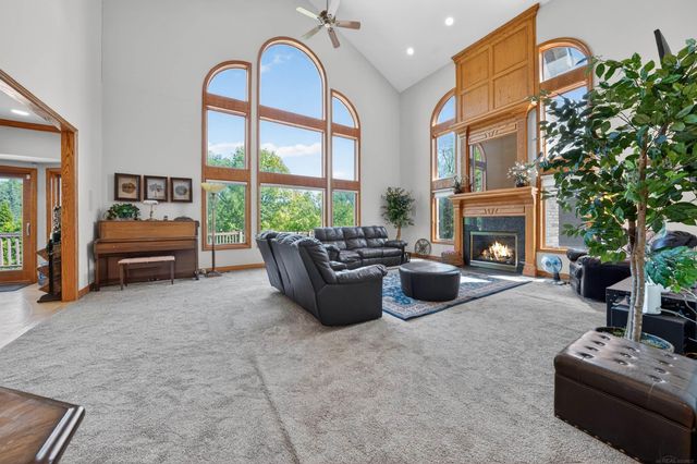 55733 Whitney Court, Shelby Twp, MI 48315