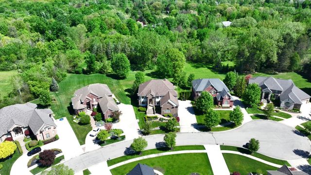 55733 Whitney Court, Shelby Twp, MI 48315