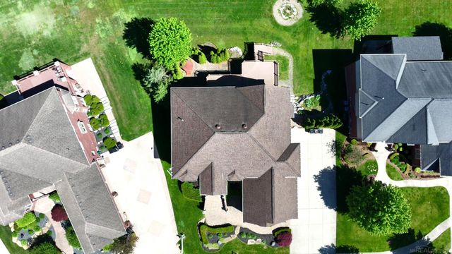 55733 Whitney Court, Shelby Twp, MI 48315