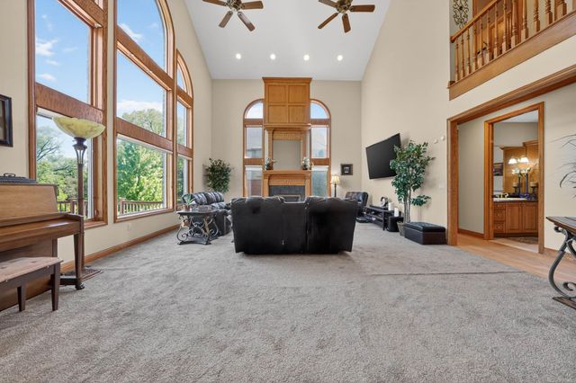 55733 Whitney Court, Shelby Twp, MI 48315