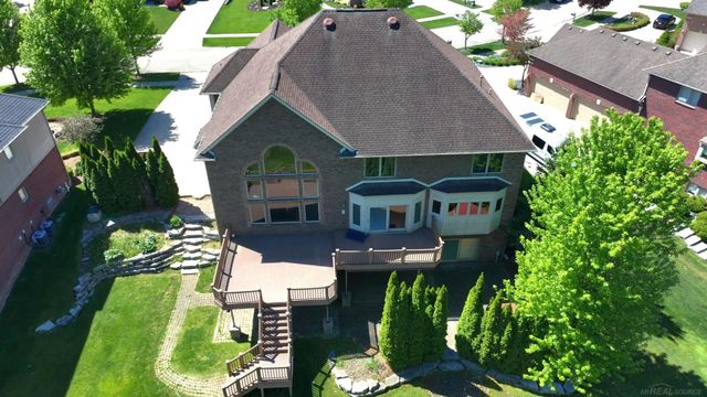 55733 Whitney Court, Shelby Twp, MI 48315