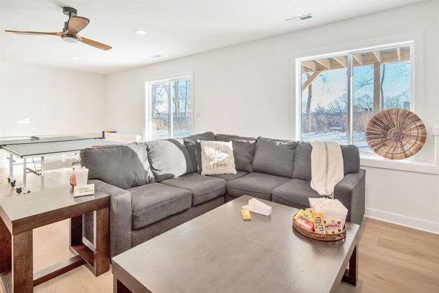 4147 Fox Forest Way, Deforest, WI 53532