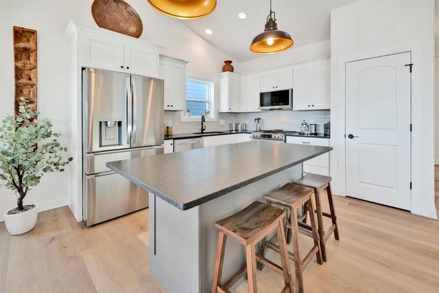 4147 Fox Forest Way, Deforest, WI 53532