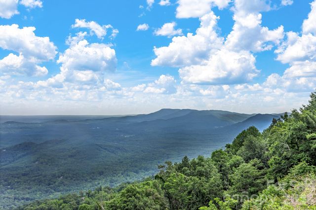 2881 White Oak Mountain Road B-11, Columbus, NC 28722