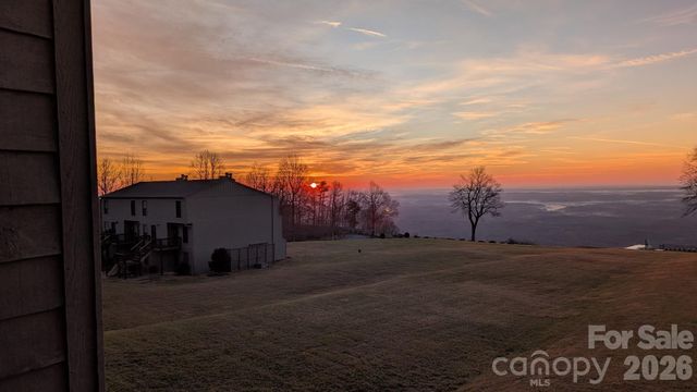 2881 White Oak Mountain Road B-11, Columbus, NC 28722
