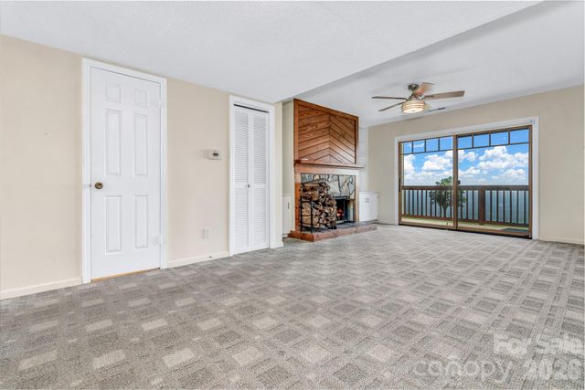 2881 White Oak Mountain Road B-11, Columbus, NC 28722