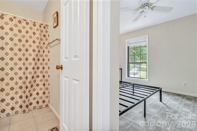 2881 White Oak Mountain Road B-11, Columbus, NC 28722