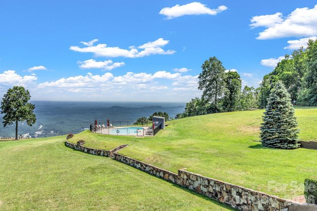 2881 White Oak Mountain Road B-11, Columbus, NC 28722