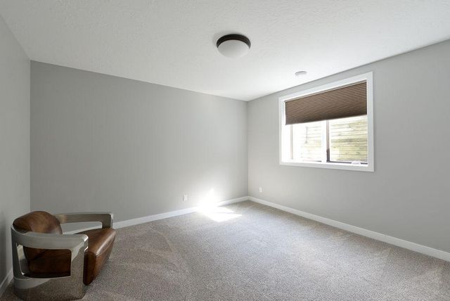 436 35th Avenue E, West Fargo, ND 58078