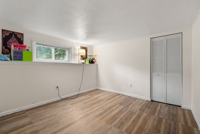 14 Richard Rd, Medway, MA 02053