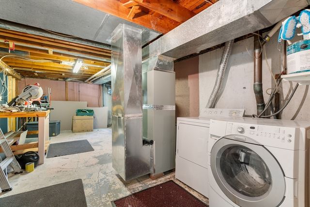 14 Richard Rd, Medway, MA 02053