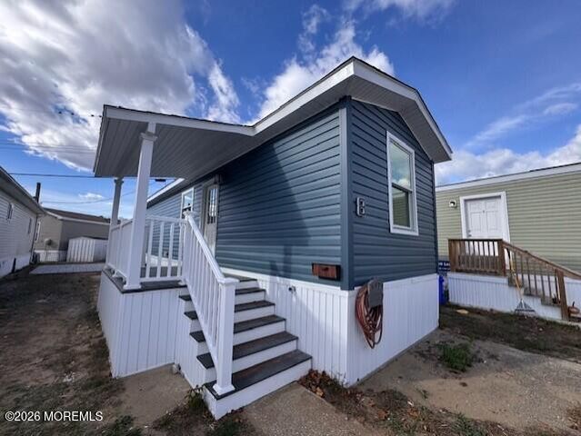 8 Avenue A, Hazlet, NJ 07734