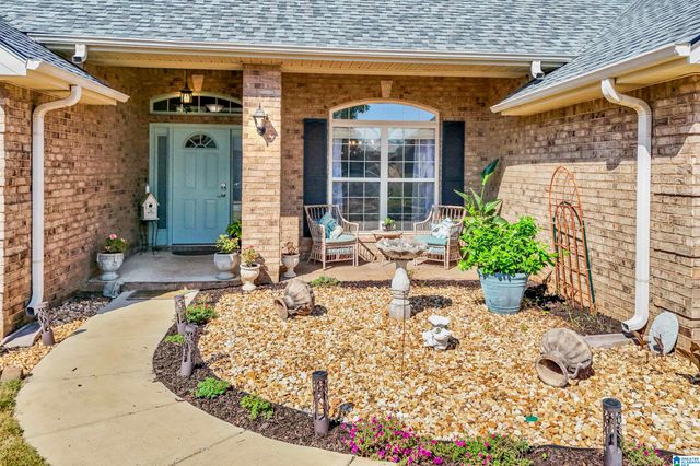 313 TANGLEWOOD CIRCLE, Alabaster, AL 35007