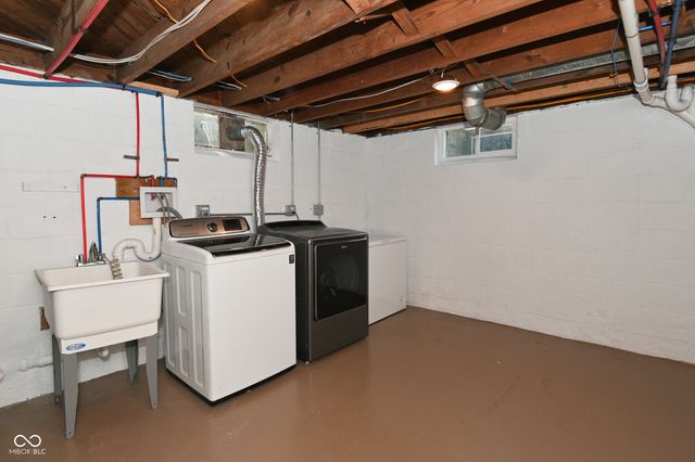 426 Avon Avenue, Plainfield, IN 46168