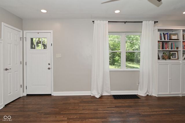 426 Avon Avenue, Plainfield, IN 46168