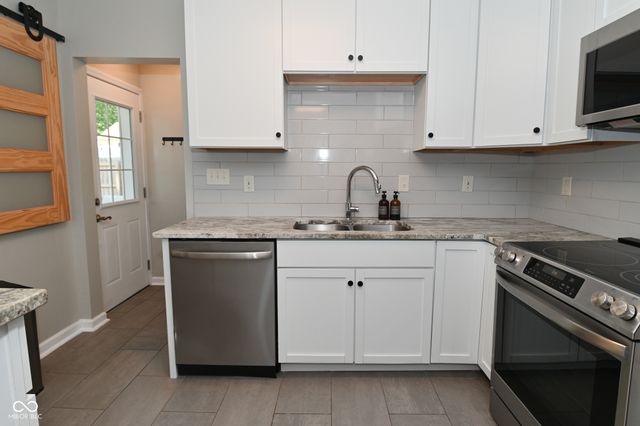 426 Avon Avenue, Plainfield, IN 46168