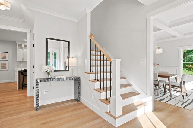 106 Spofford Rd, Boxford, MA 01921