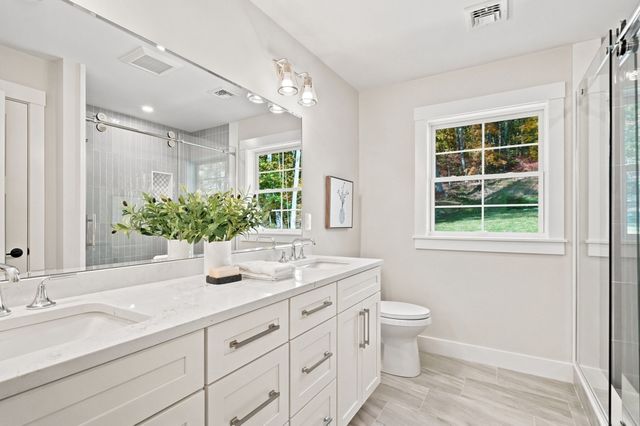 106 Spofford Rd, Boxford, MA 01921