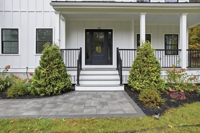106 Spofford Rd, Boxford, MA 01921