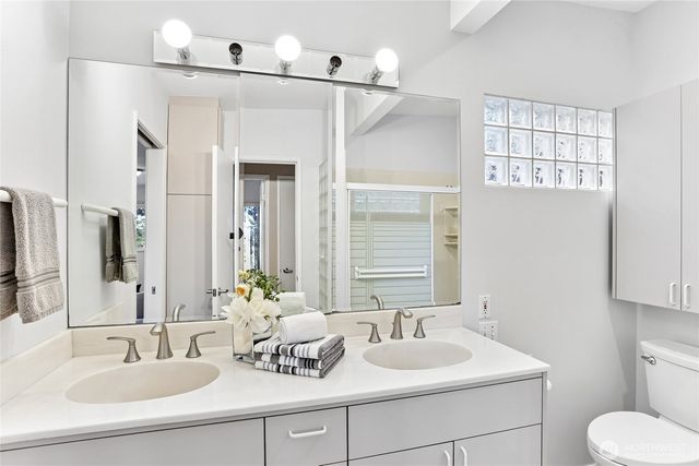 12226 SE 25th Street, Bellevue, WA 98005
