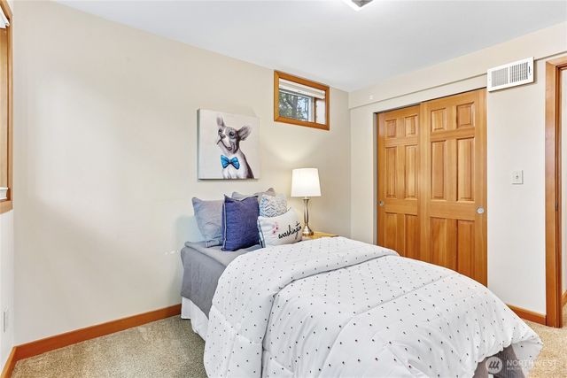 12226 SE 25th Street, Bellevue, WA 98005