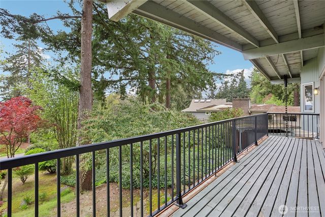 12226 SE 25th Street, Bellevue, WA 98005