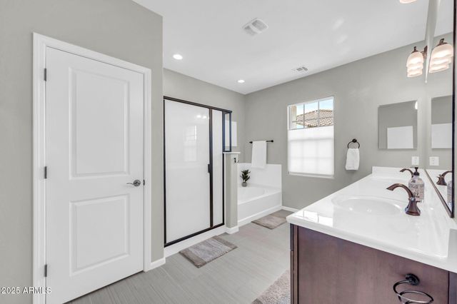 2477 W MARKET Place 41, Chandler, AZ 85248