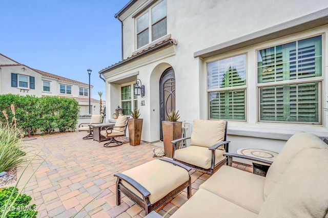 2477 W MARKET Place 41, Chandler, AZ 85248