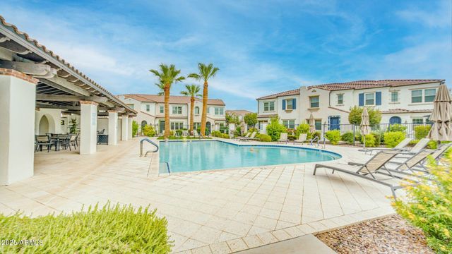 2477 W MARKET Place 41, Chandler, AZ 85248