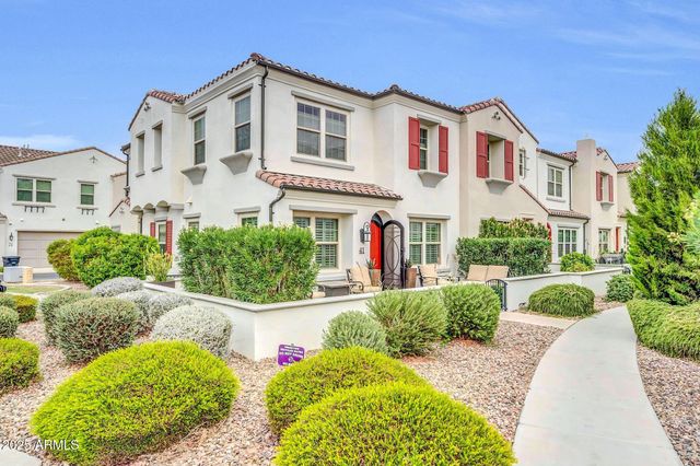 2477 W MARKET Place 41, Chandler, AZ 85248