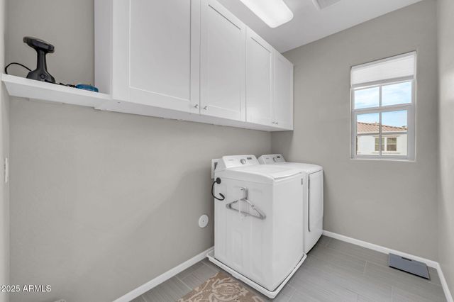 2477 W MARKET Place 41, Chandler, AZ 85248