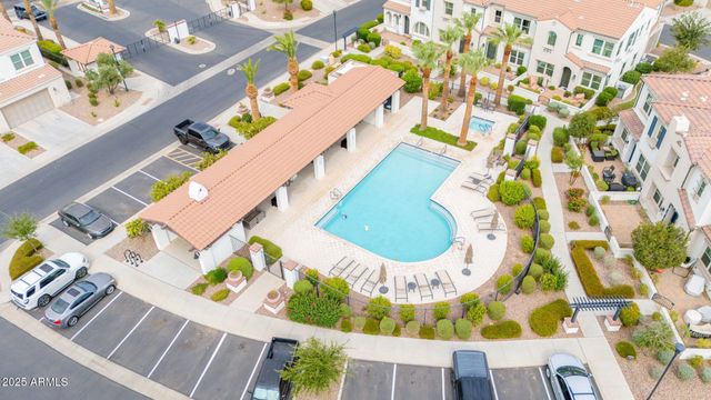 2477 W MARKET Place 41, Chandler, AZ 85248