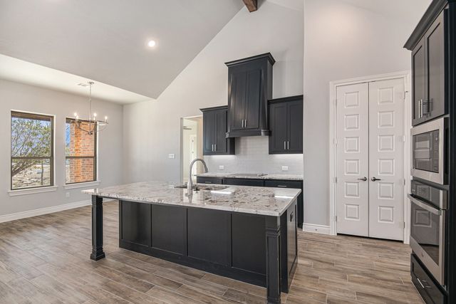 628 Gatlin Pass, Azle, TX 76020