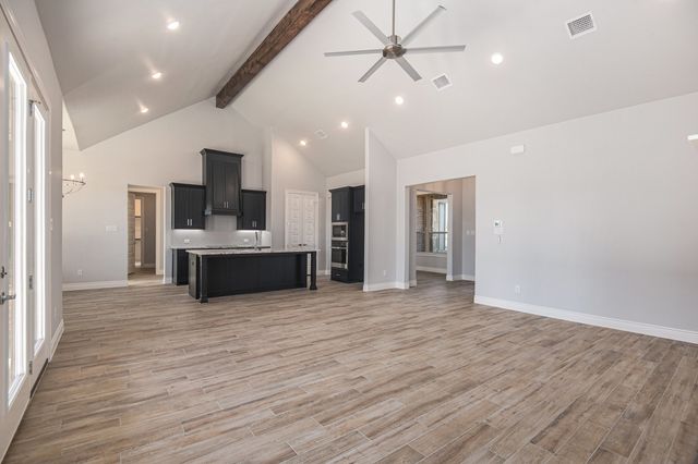 628 Gatlin Pass, Azle, TX 76020