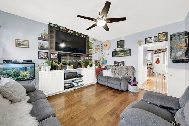 850 N Kildare Avenue, Chicago, IL 60651