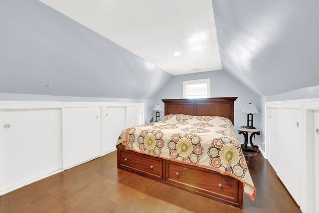 850 N Kildare Avenue, Chicago, IL 60651