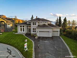 16027 Essex Point Circle, Anchorage, AK 99516
