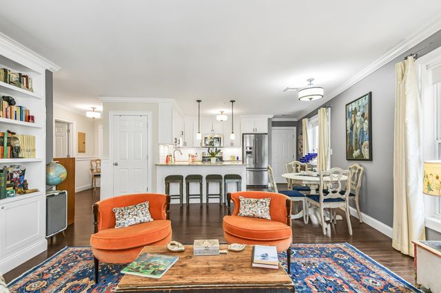 104 Main St 2, Amesbury, MA 01913