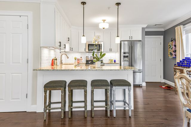 104 Main St 2, Amesbury, MA 01913