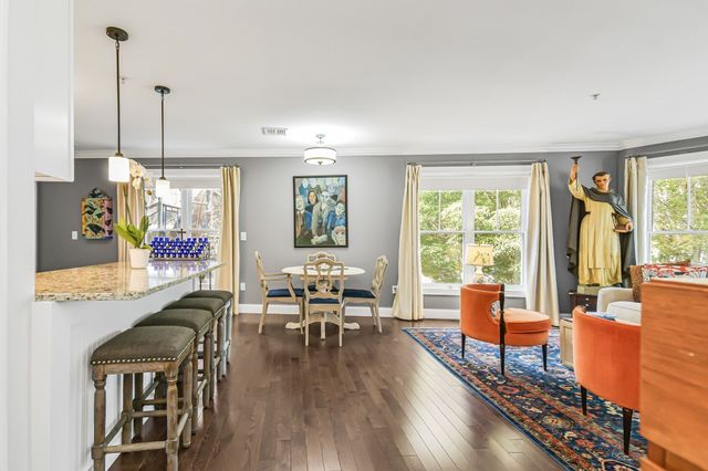 104 Main St 2, Amesbury, MA 01913
